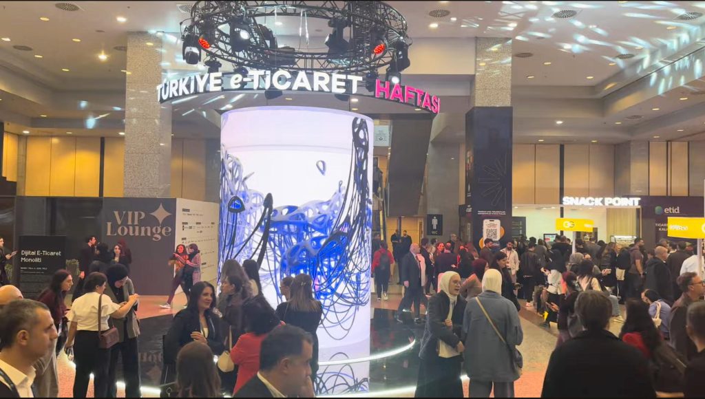 1-oniki-olarak-turkiye-e-ticaret-haftasinda-bir-ilke-imza-attik